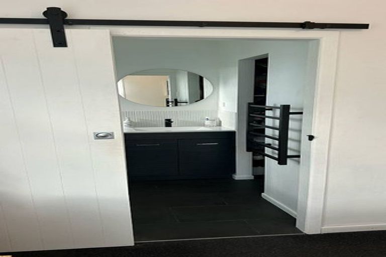 Photo of property in 1/11 Tristram Avenue, Forrest Hill, Auckland, 0620