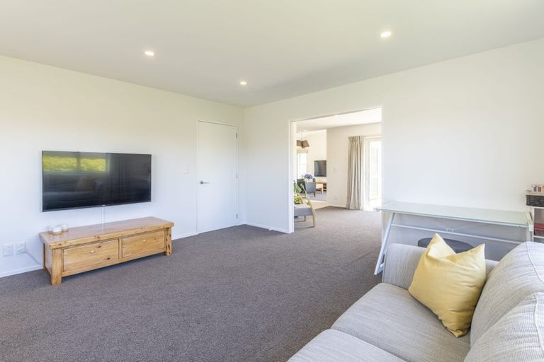Photo of property in 4 Foxham Terrace, Churton Park, Wellington, 6037