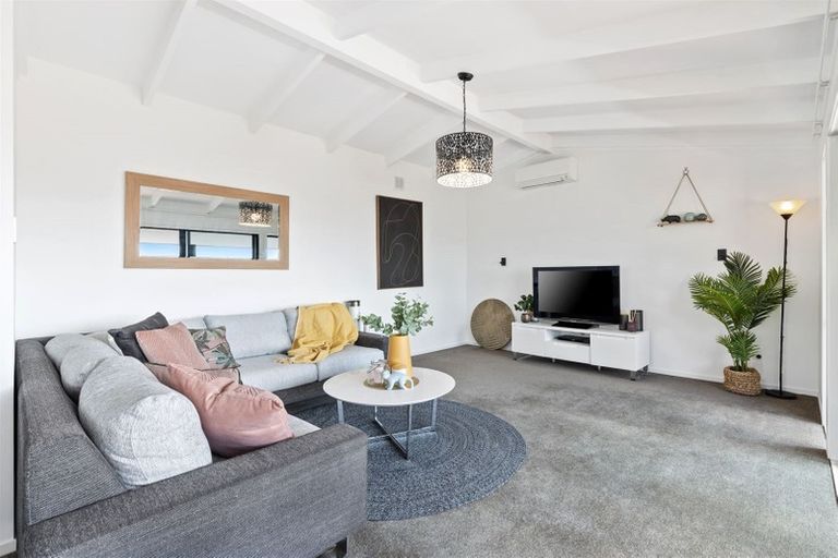 Photo of property in 2/10 Prospect Terrace, Milford, Auckland, 0620