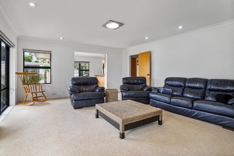 Photo of property in 212 Hauturu Street, Whangamata, 3620