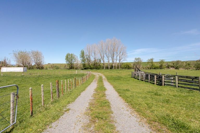 Photo of property in 569 Laws Road, Dannevirke, 4972