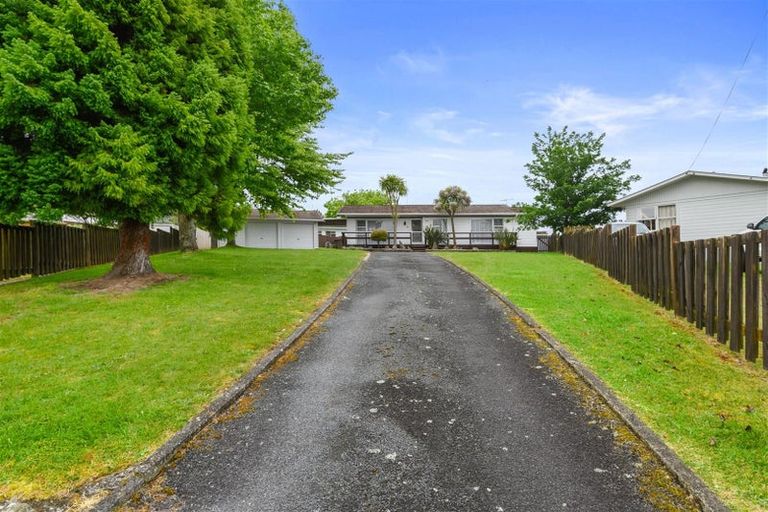 Photo of property in 15 Corilin Place, Mangakakahi, Rotorua, 3015