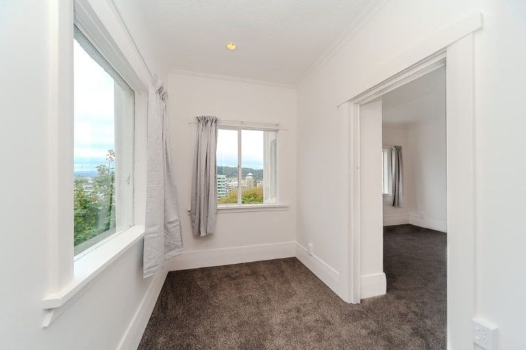 Photo of property in 241 The Terrace, Te Aro, Wellington, 6011