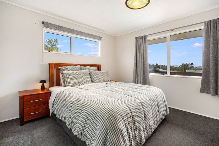 Photo of property in 10 Transom Close, Whitby, Porirua, 5024