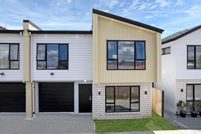Photo of property in 70c Cargill Street, Papakura, 2110