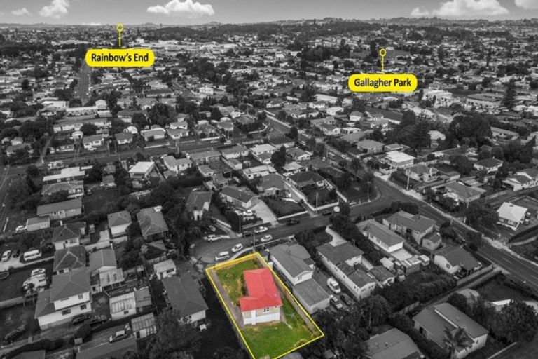 Photo of property in 10 Olive Street, Manurewa, Auckland, 2102