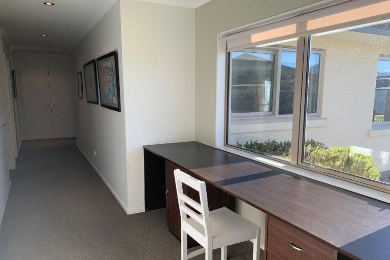 Photo of property in 59 Frye Crescent, Albert Town, Wanaka, 9305