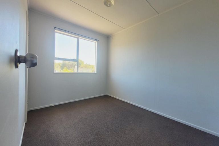 Photo of property in 139 Driver Crescent, Cannons Creek, Porirua, 5024