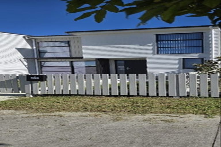 Photo of property in 29 Karikari Crescent, Takanini, 2112