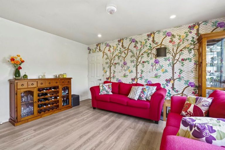 Photo of property in 1/38 Kings Crescent, Hutt Central, Lower Hutt, 5010