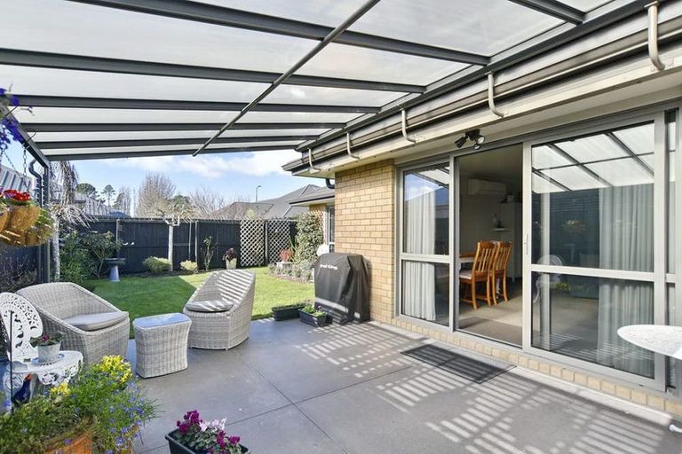 Photo of property in 30 Taiore Crescent, Marshland, Christchurch, 8083