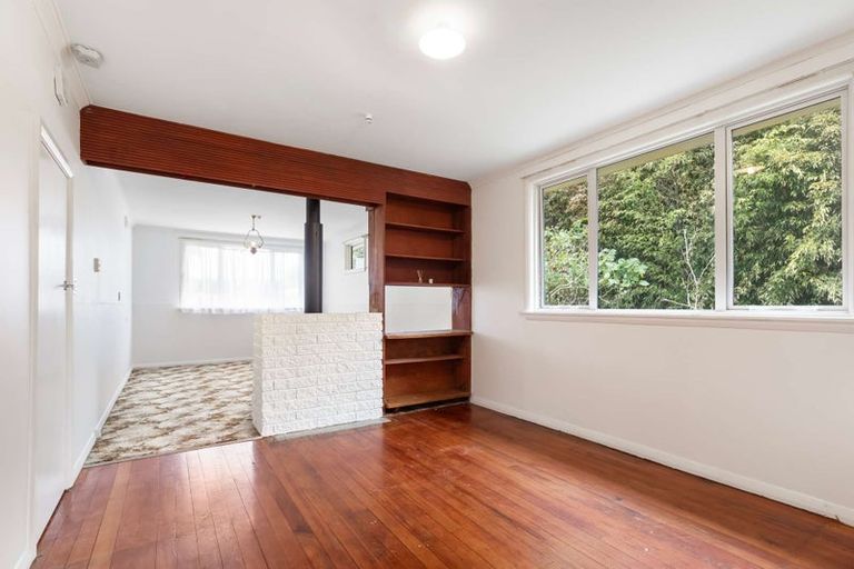 Photo of property in 10 Oturi Road, Waverley, 4510