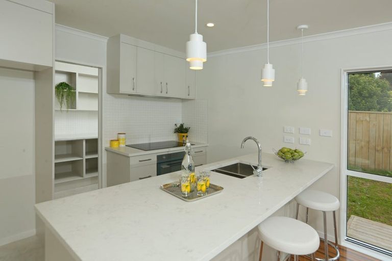 Photo of property in 679a Swanson Road, Swanson, Auckland, 0612