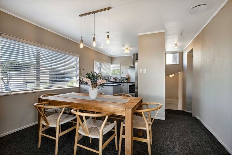 Photo of property in 6 Renown Place, Spotswood, New Plymouth, 4310