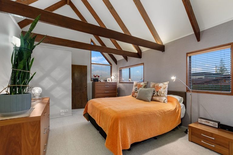 Photo of property in 1/7 Whitby Crescent, Mairangi Bay, Auckland, 0630