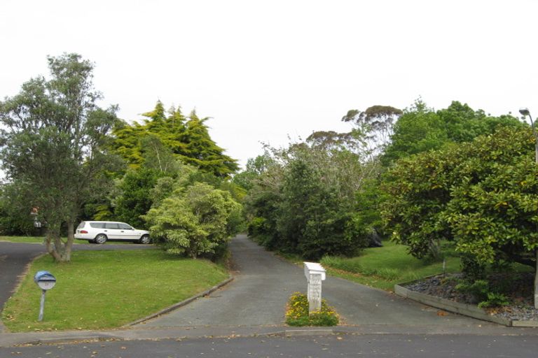 Photo of property in 28 Sarah Todd Lane, Waimauku, 0812