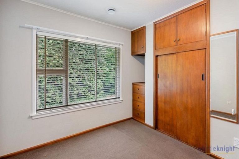 Photo of property in 17 Reading Street, Upper Riccarton, Christchurch, 8041