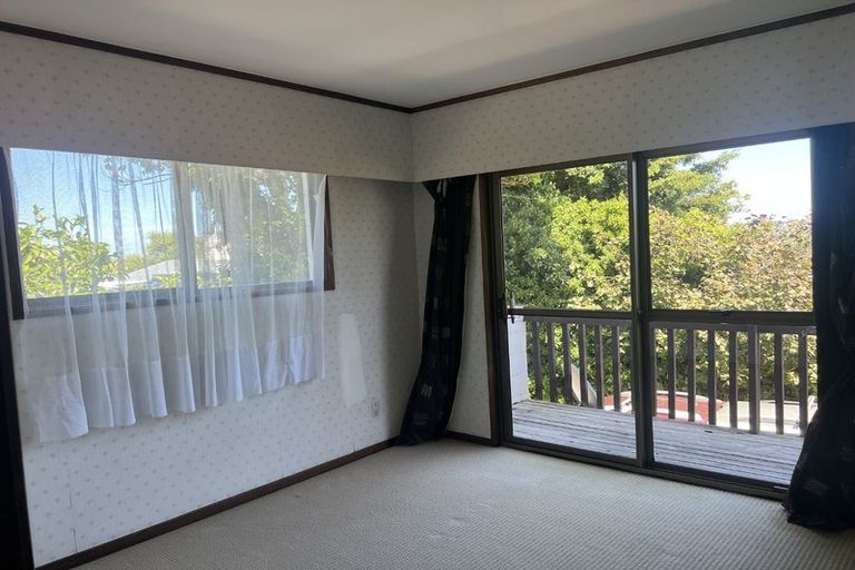 Photo of property in 96 Becroft Drive, Forrest Hill, Auckland, 0620