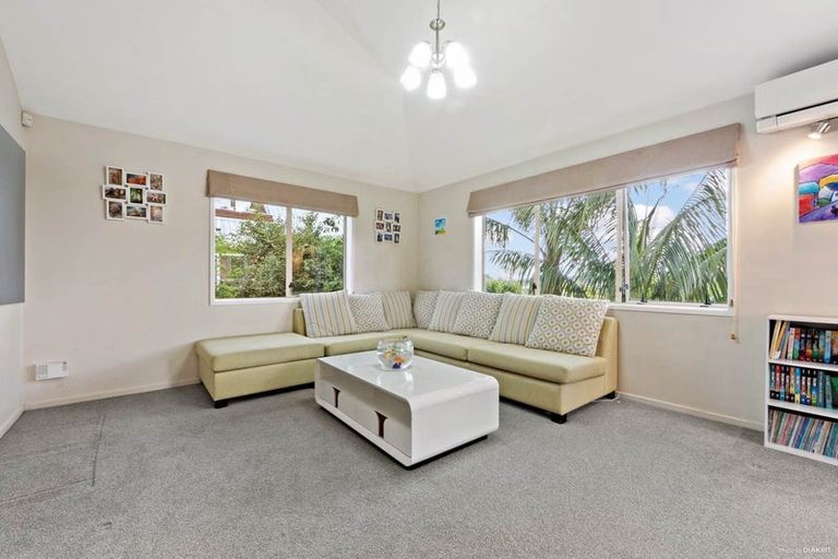 Photo of property in 13a Zion Road, Birkenhead, Auckland, 0626