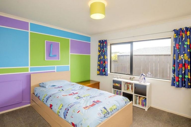 Photo of property in 46 Campion Road, Waikanae Beach, Waikanae, 5036