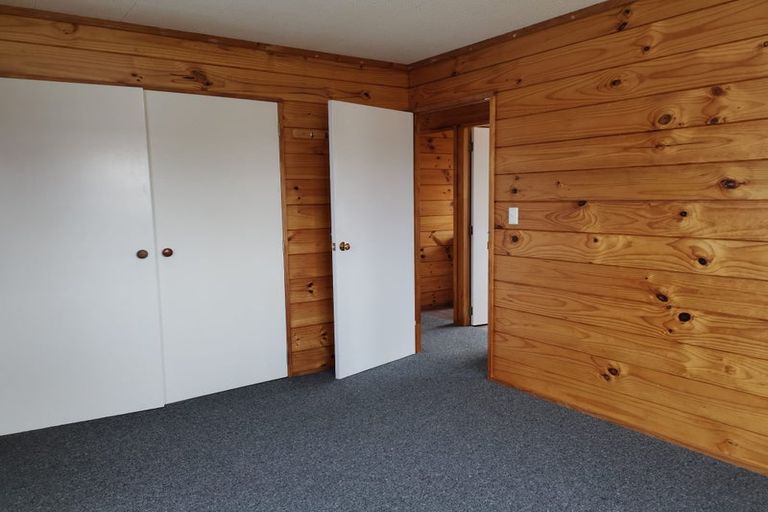 Photo of property in 305 Maungaraki Road, Maungaraki, Lower Hutt, 5010