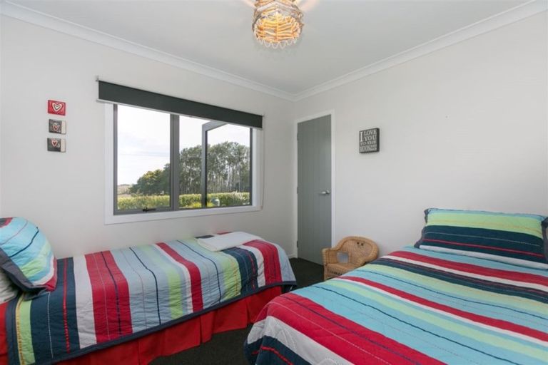 Photo of property in 281 Upland Road, Tarurutangi, New Plymouth, 4372