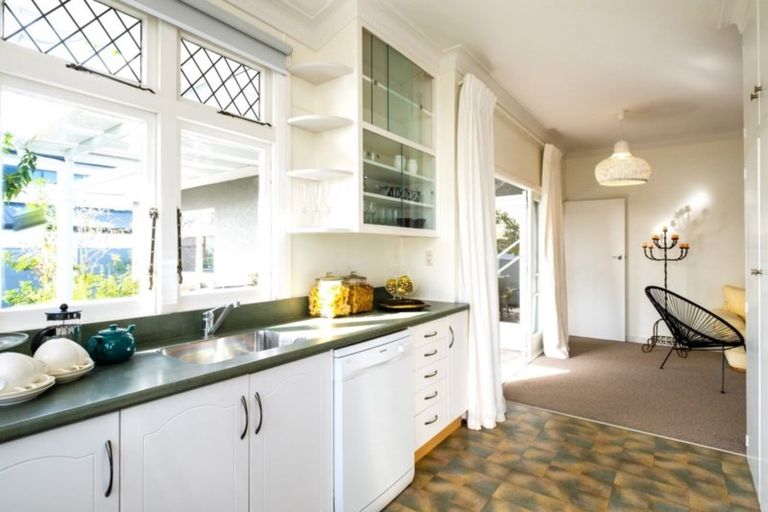 Photo of property in 23b Chambers Street, Havelock North, 4130