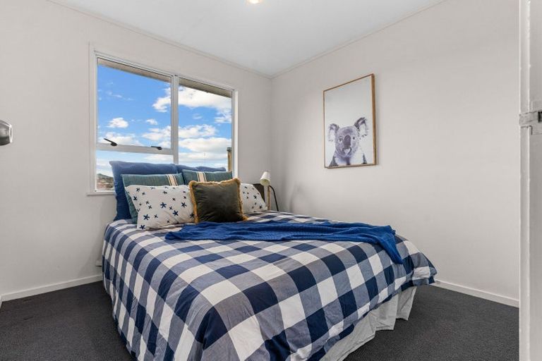 Photo of property in 5 Montague Place, Onerahi, Whangarei, 0110