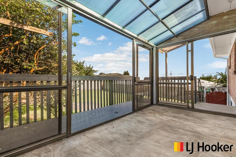 Photo of property in 1 Lynmore Drive, Hillpark, Auckland, 2102