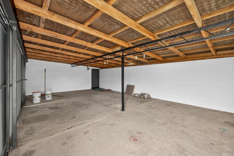 Photo of property in 75 Englefield Road, Northwood, Christchurch, 8051