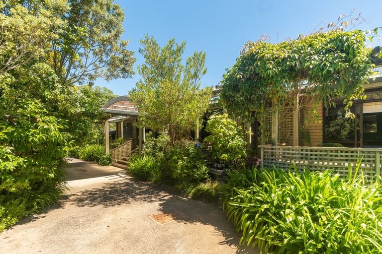 Photo of property in Twin Waters Lodge, 30 Totara Avenue, Collingwood, 7073