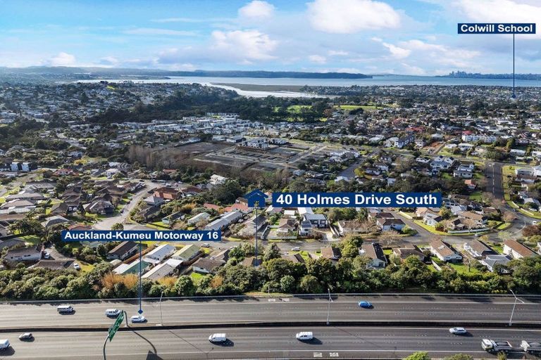 Photo of property in 40 Holmes Drive South, Massey, Auckland, 0614