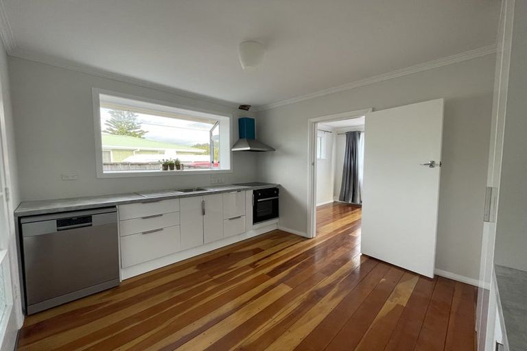 Photo of property in 1085 Fergusson Drive, Clouston Park, Upper Hutt, 5018