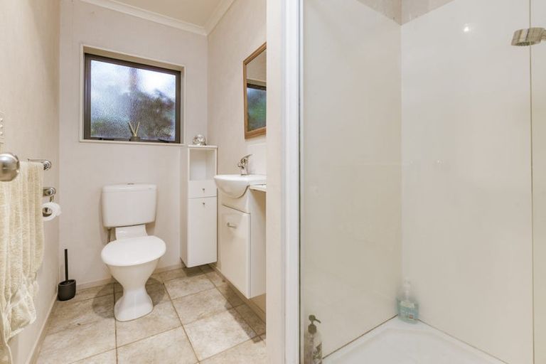 Photo of property in 37 Clarks Beach Road, Clarks Beach, 2122