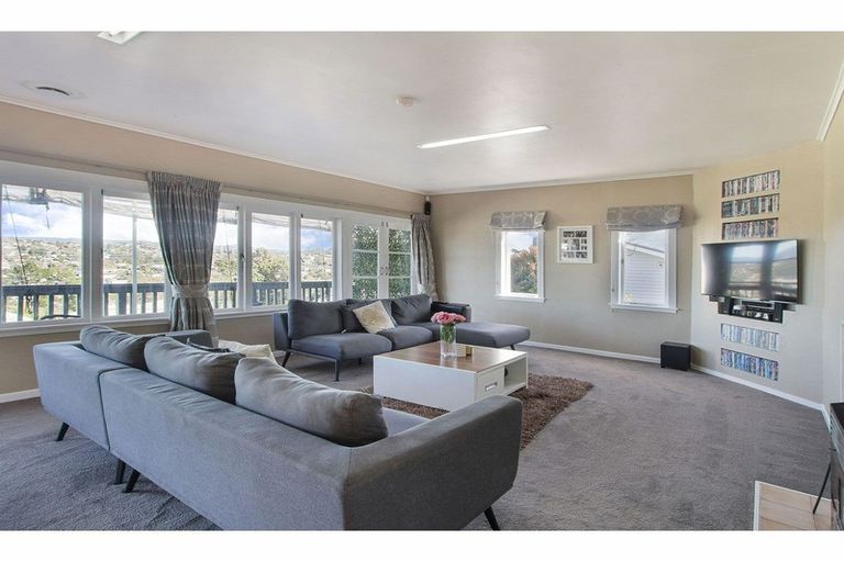 Photo of property in 103 Royal Road, Massey, Auckland, 0614