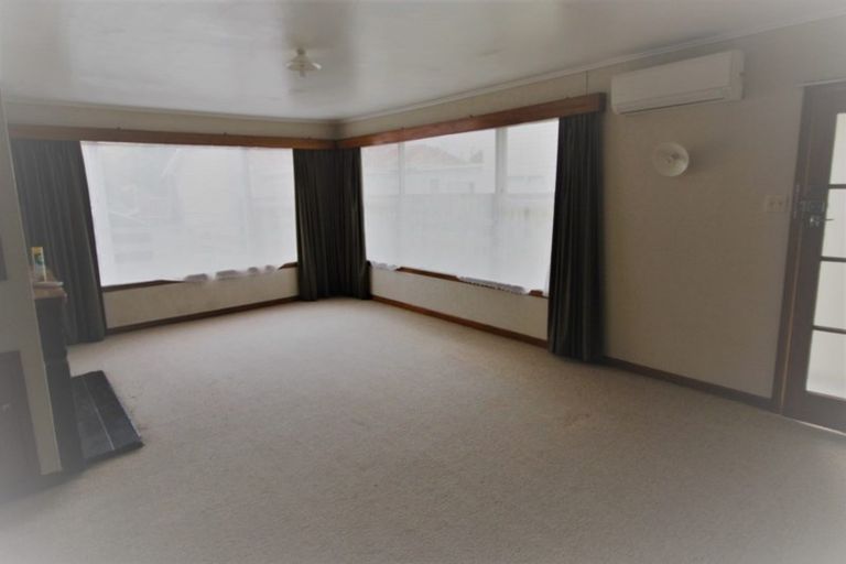 Photo of property in 391 College Street, Hokowhitu, Palmerston North, 4410