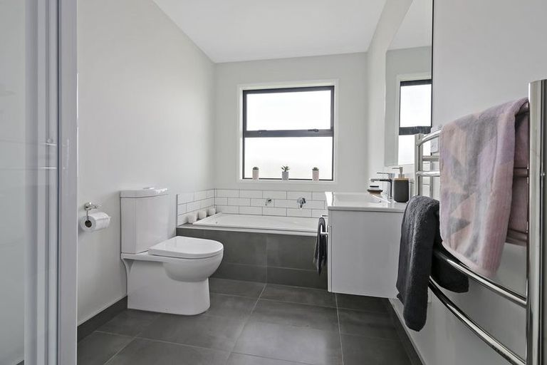 Photo of property in 13 Patty Lane, Patumahoe, 2679