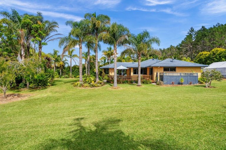 Photo of property in 99 Old Parua Bay Road, Abbey Caves, Whangarei, 0175