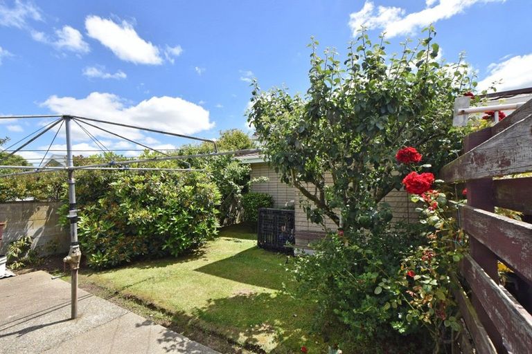 Photo of property in 8 Kinmont Crescent, Newfield, Invercargill, 9812