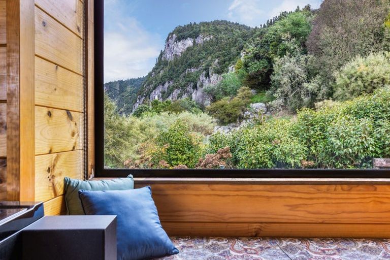 Photo of property in 19 Turangitukua Terrace, Kuratau, Turangi, 3381