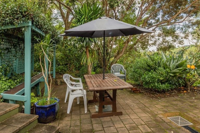 Photo of property in 73 Hone Heke Road, Kerikeri, 0230