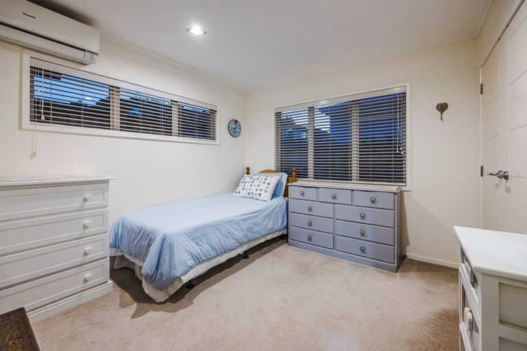 Photo of property in 3 Willowgrange Place, Pukekohe, 2120