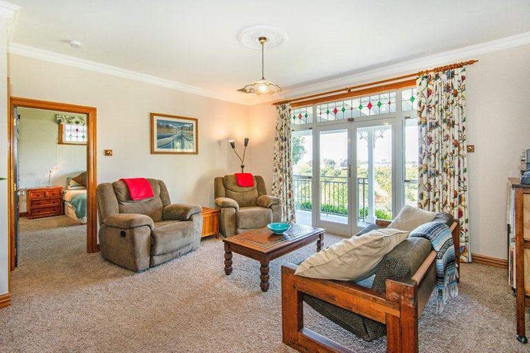 Photo of property in 801 Main North Road, Bay View, Napier, 4182