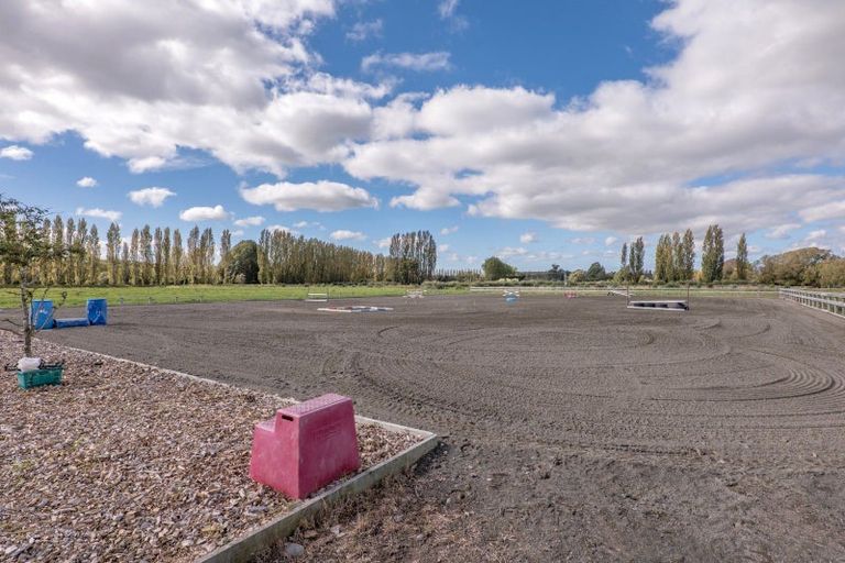 Photo of property in 60 Hollands Road, Tinwald, Ashburton, 7771