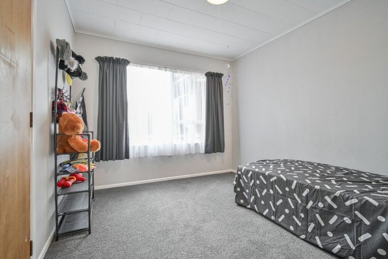 Photo of property in 83 Caernarvon Drive, Flaxmere, Hastings, 4120