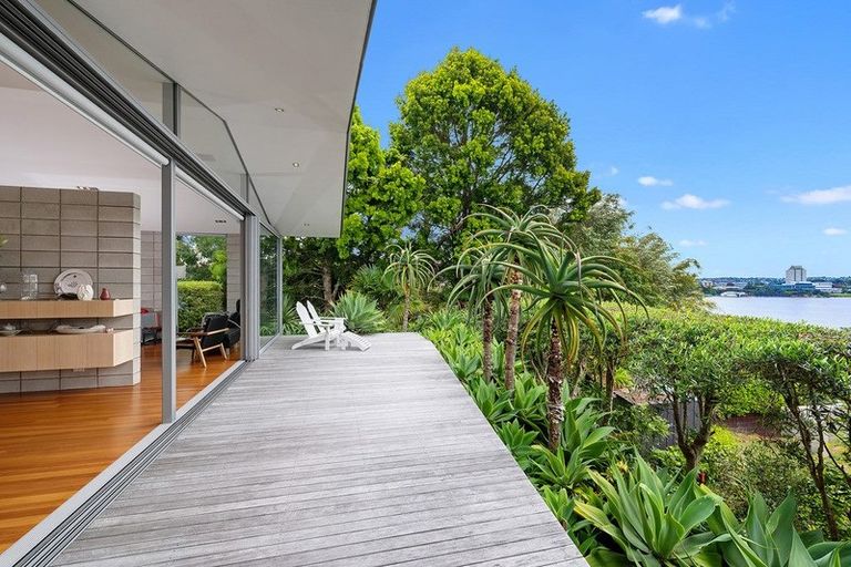 Photo of property in 19c Killarney Street, Takapuna, Auckland, 0622