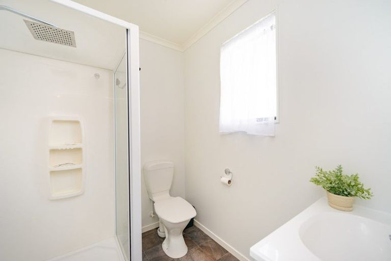 Photo of property in 37 Branigan Parade, Kelvin Grove, Palmerston North, 4414