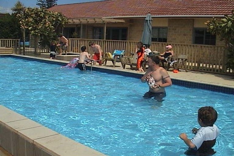 Photo of property in 20 Tasman Road, Otaki Beach, Otaki, 5512