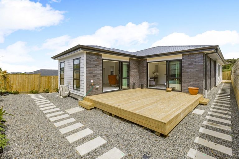 Photo of property in 2 Awaiti Way, Orewa, 0931