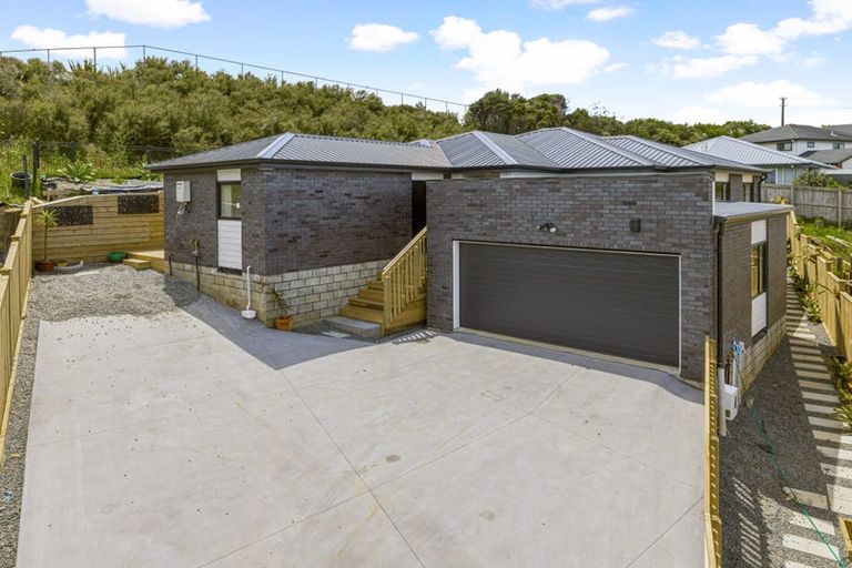 Photo of property in 2 Awaiti Way, Orewa, 0931